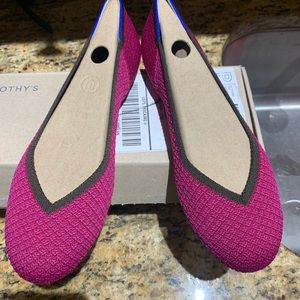 Authentic Limited Edition Rothy’s Magenta Flats, NIB